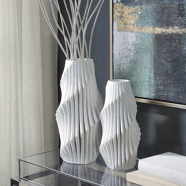 SPEARMAN TALL VASE | VASES