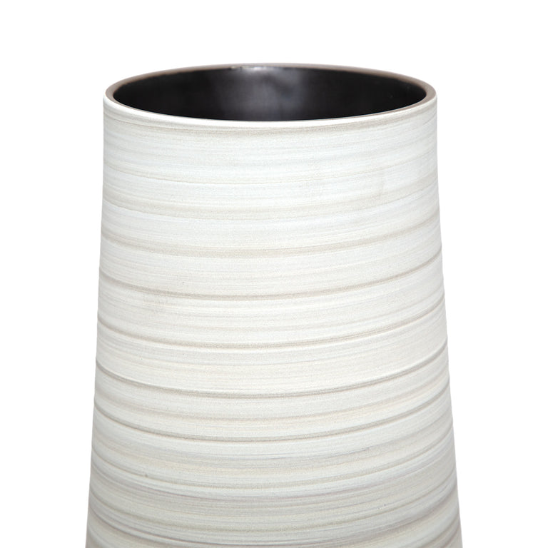 CARLSEN FLUTED VASE