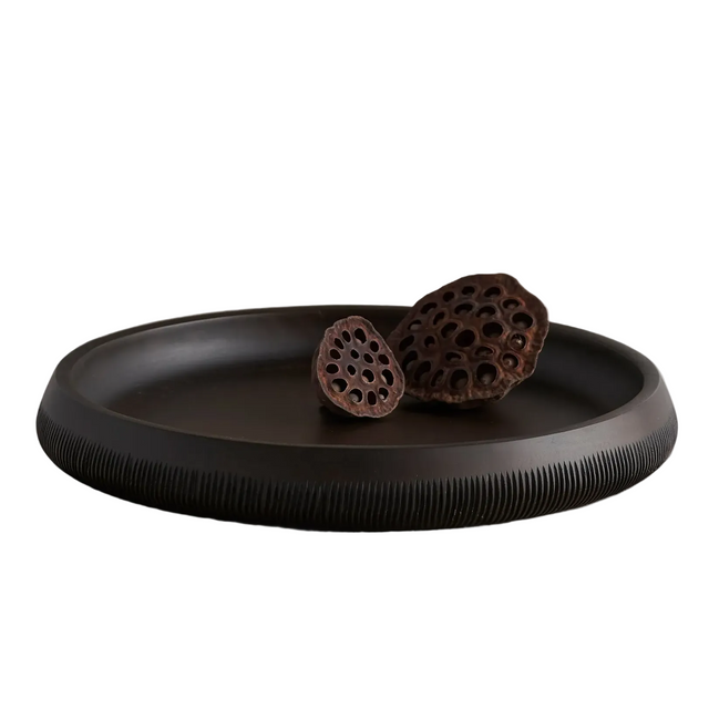 Chiseled Leila Medium Tray
