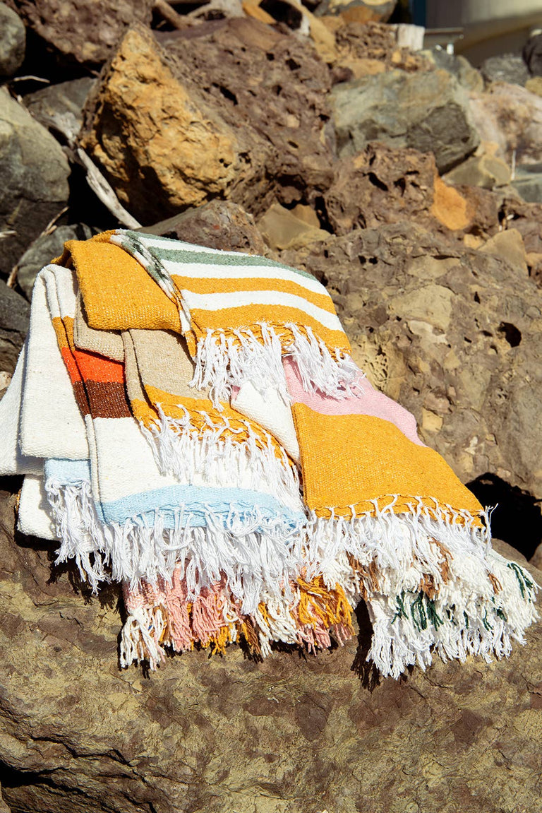 VINTAGE DESERT THROW BLANKET | MODERN MEXICAN TEXTILES