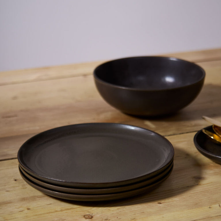 KAVALA CERAMIC DINNER PLATE | DINNERWARE