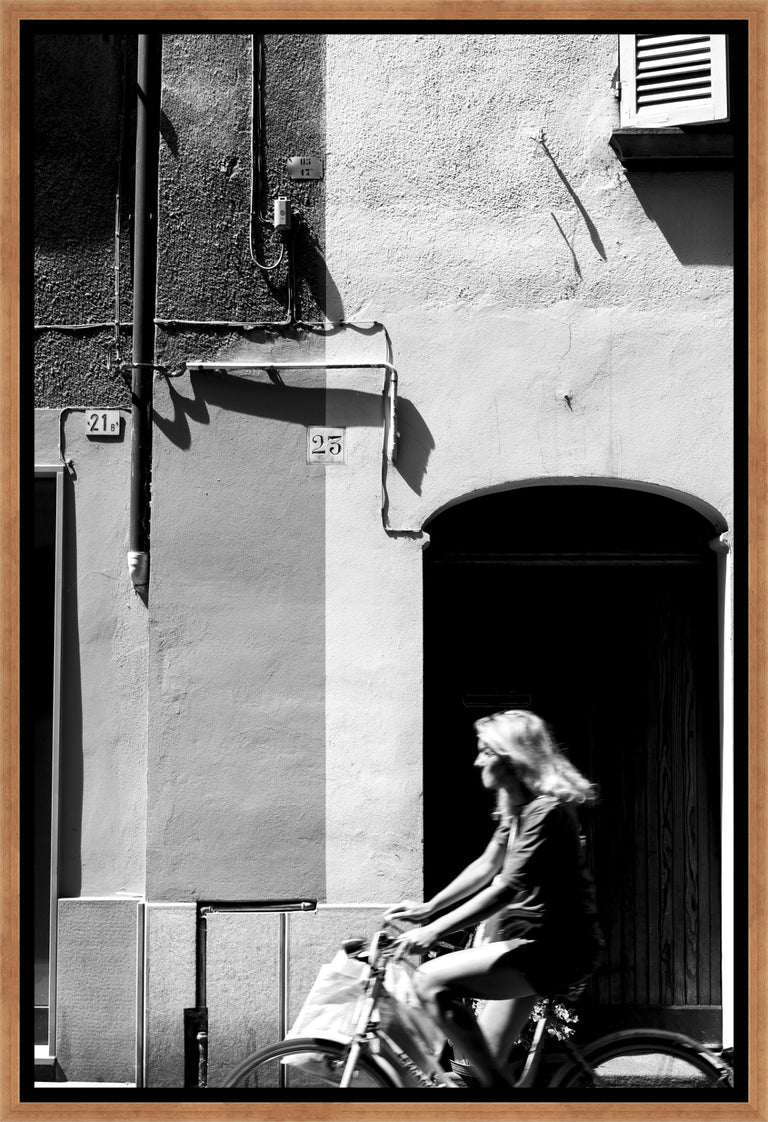 2123 by Sam Delaisse