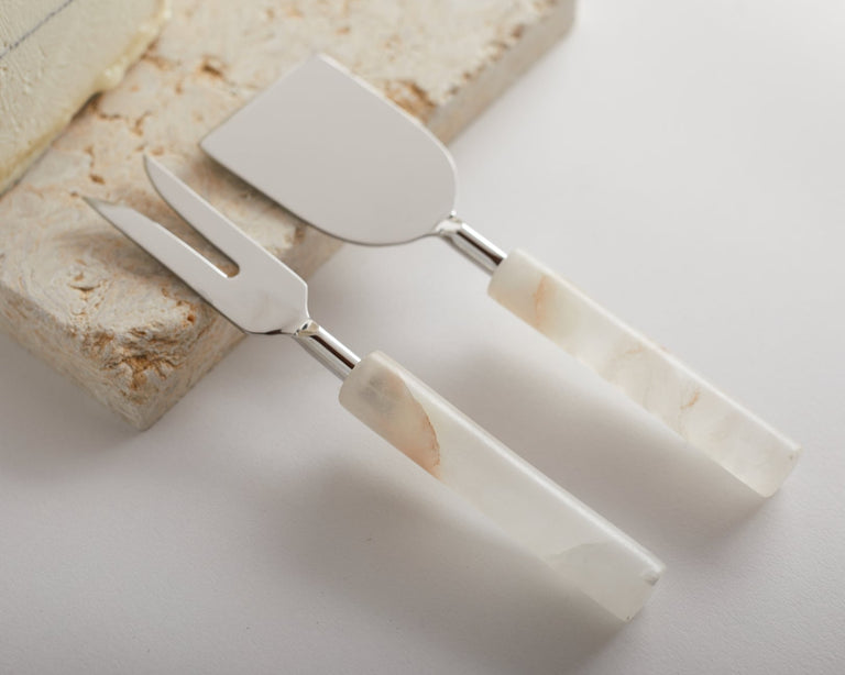 SANTO ALABASTER CHEESE SET | ENTERTAINING & HOSTING
