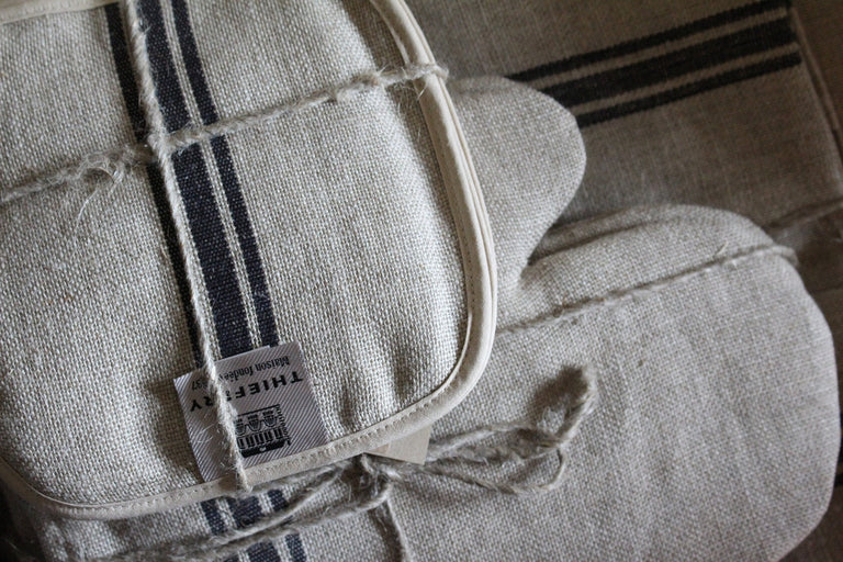 THIEFFRY BELGIAN LINEN POTHOLDER, BLACK | 