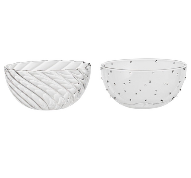 LIVENZA BOWLS  | ENTERTAINING