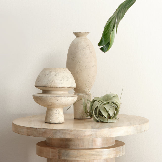 ELEVATED DECORATIVE VASE