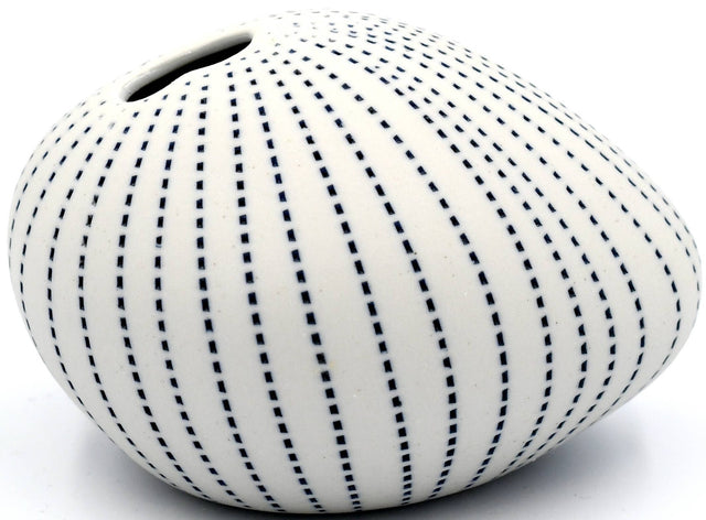 PORCELAIN PEBBLE BUD VASE  •  L