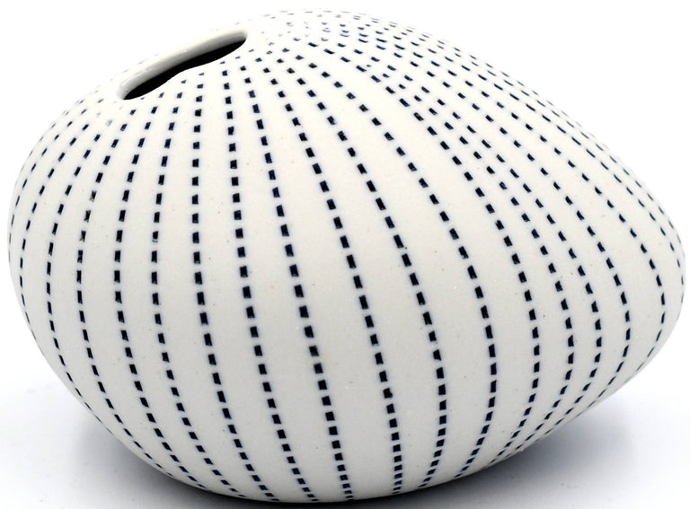 PORCELAIN PEBBLE BUD VASE  •  L