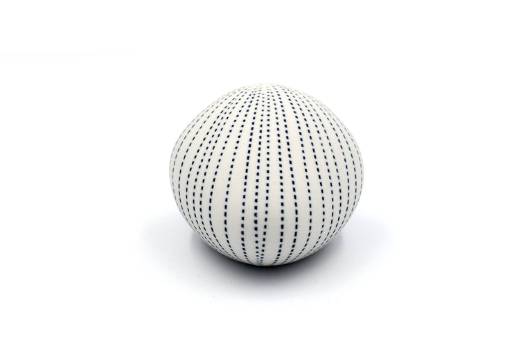 PORCELAIN PEBBLE BUD VASE  •  L