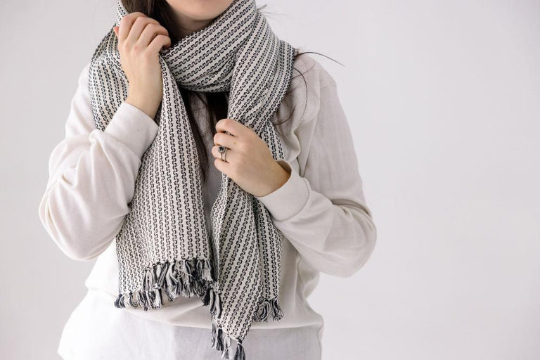 AARON HANDWOVEN ETHIOPIAN COTTON SCARF | APPAREL