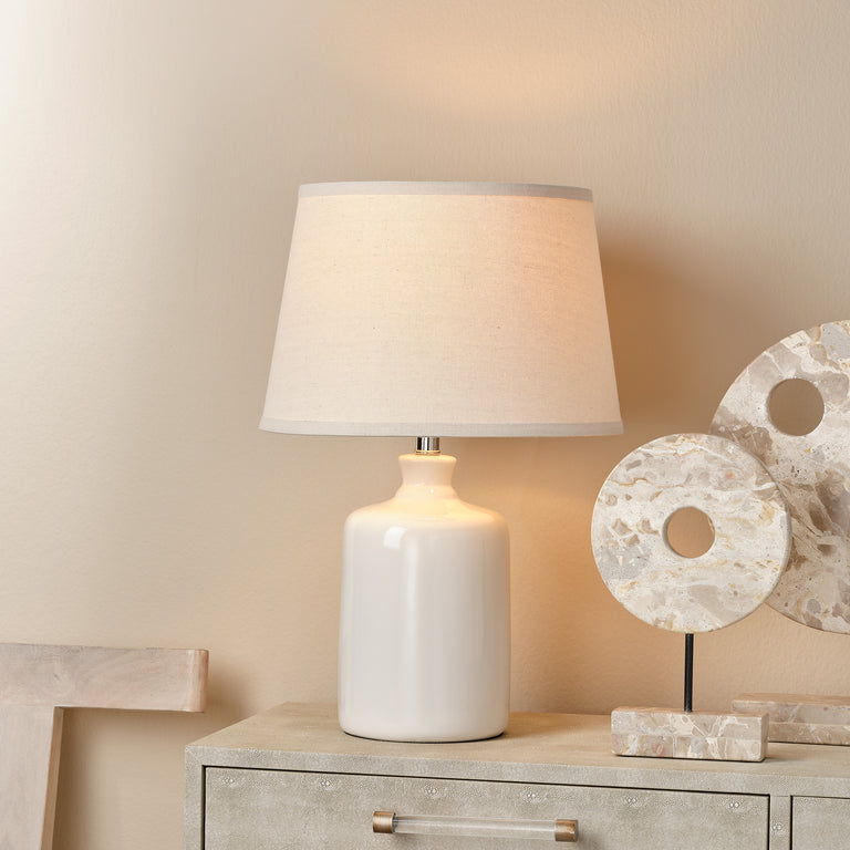 MILK JUG TABLE LAMP