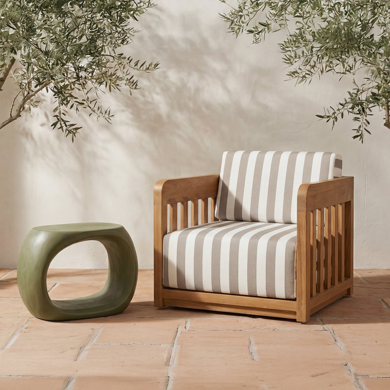 ALBERS OUTDOOR STOOL BLACK