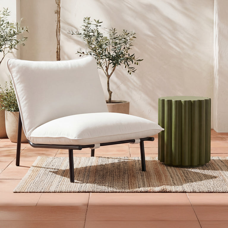 TAFFY ACCENT TABLE BLACK