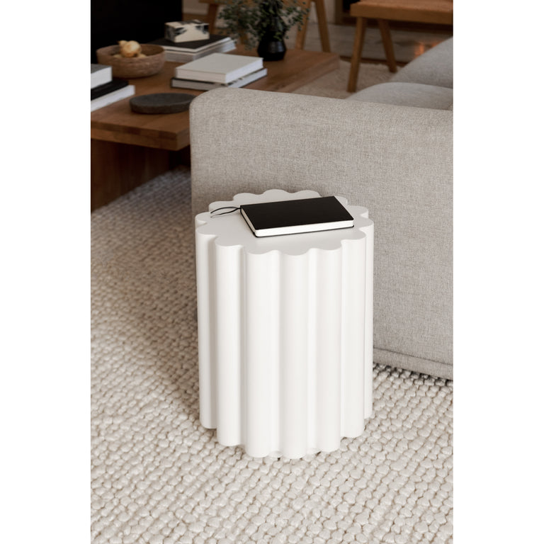 TAFFY ACCENT TABLE BLACK
