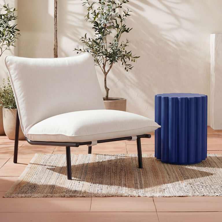 TAFFY ACCENT TABLE BLACK