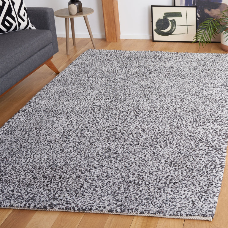 ROINE | RUGS