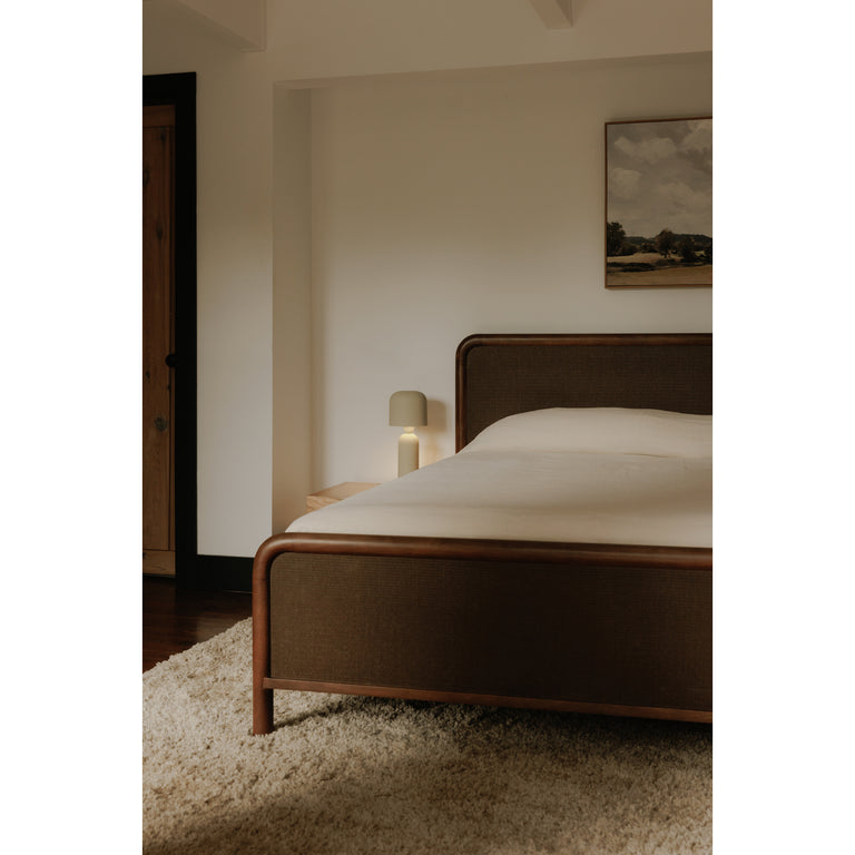 RYE KING BED WARM BROWN