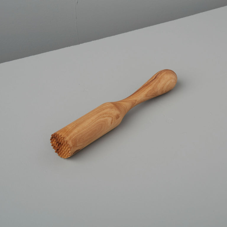 OLIVE WOOD MUDDLER | BAR TOOLS
