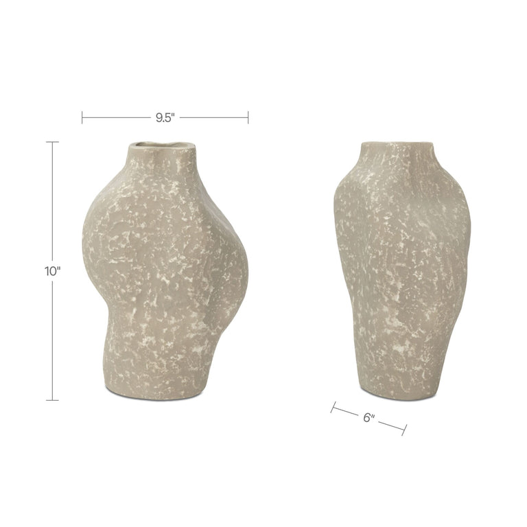 LINDI 10 IN VESSEL