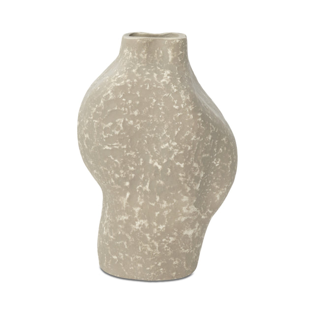 LINDI 10 IN VESSEL