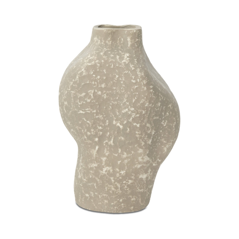 LINDI 10 IN VESSEL