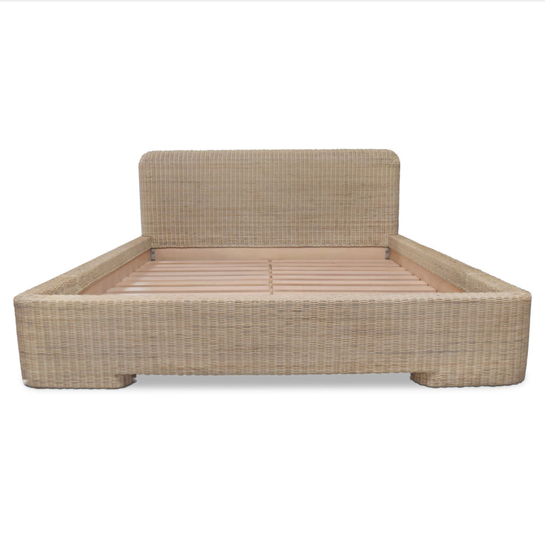 CLAUDIA KING BED NATURAL
