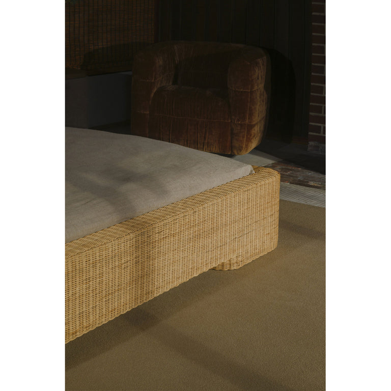 CLAUDIA KING BED NATURAL