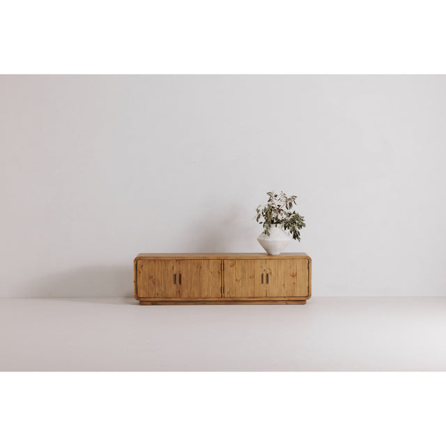 MONTEREY MEDIA CABINET RUSTIC BLONDE