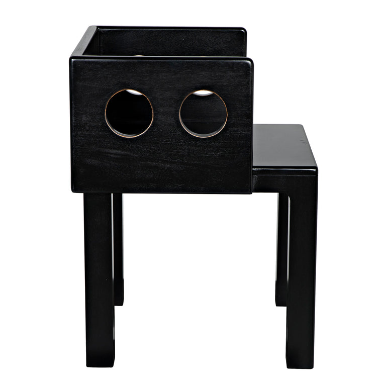 ELTON CHAIR | SEATING