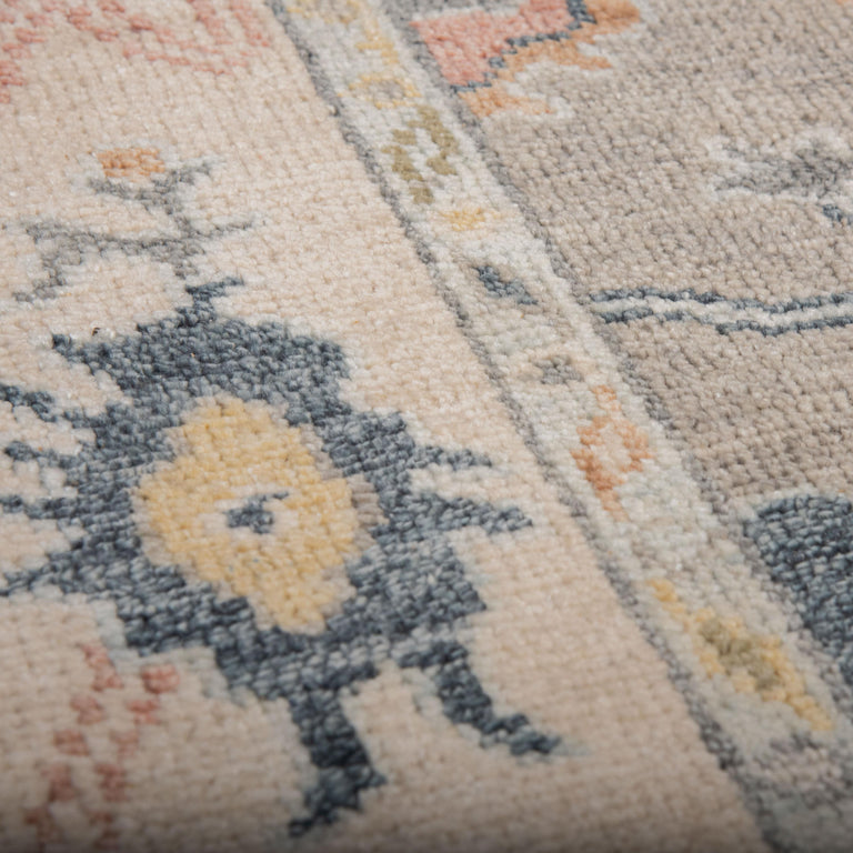 HALLMARK | RUGS