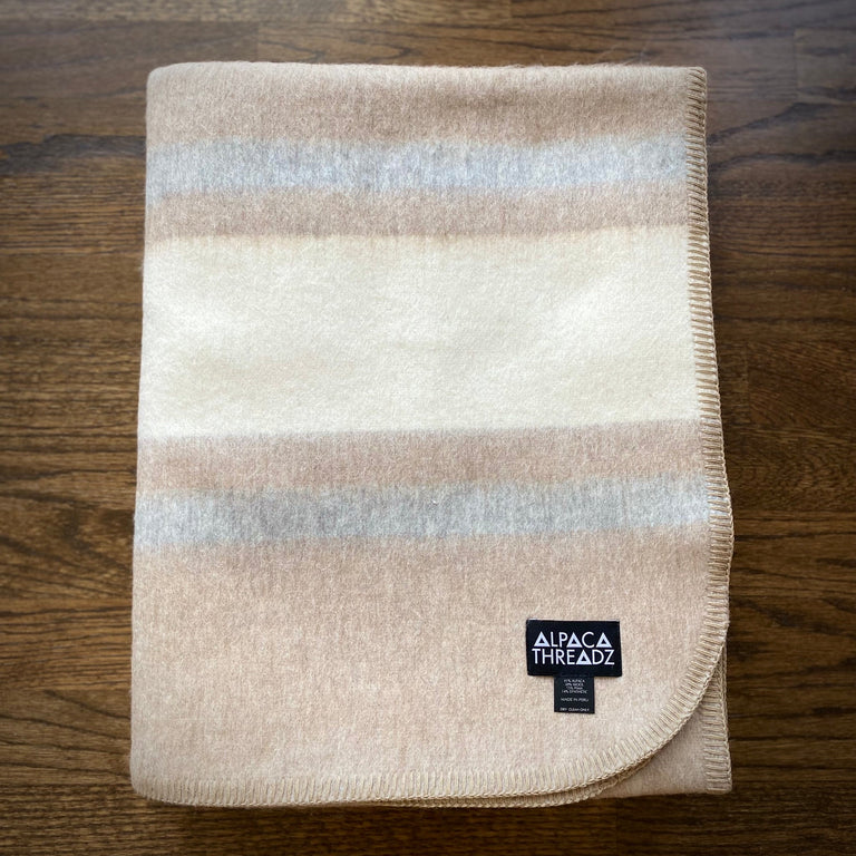 ALPACA CAMP THROWS (ECUADOR)