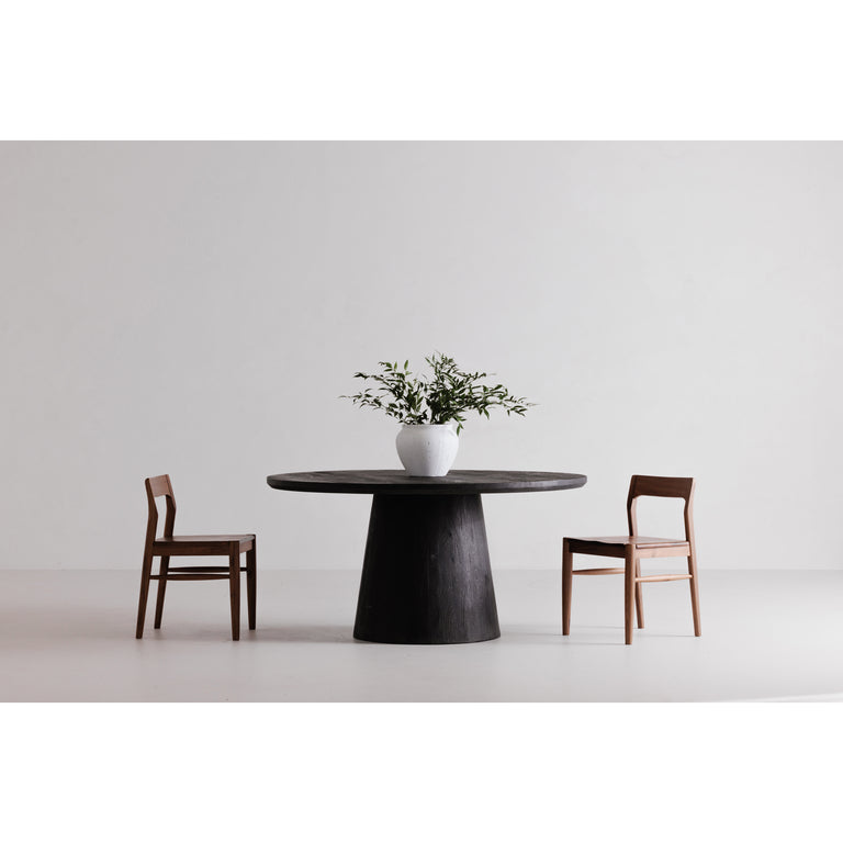 CEMBER DINING TABLE BLACK