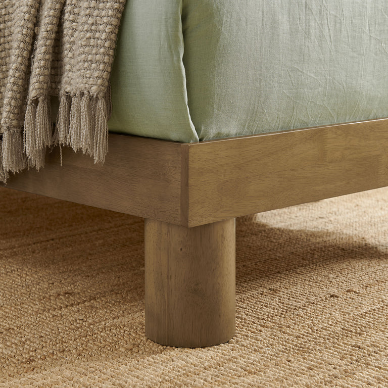 RUNA | BEDS | FRENCH OAK