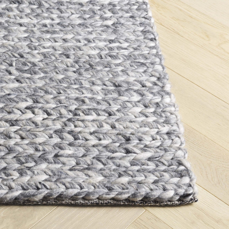 EKDAHL HAND WOVEN RUG