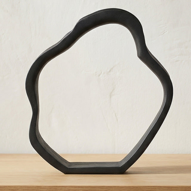 EMINENCE TABLETOP SCULPTURE BLACK