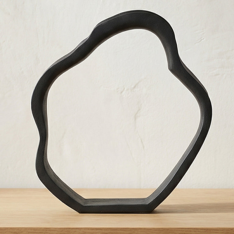 EMINENCE TABLETOP SCULPTURE BLACK