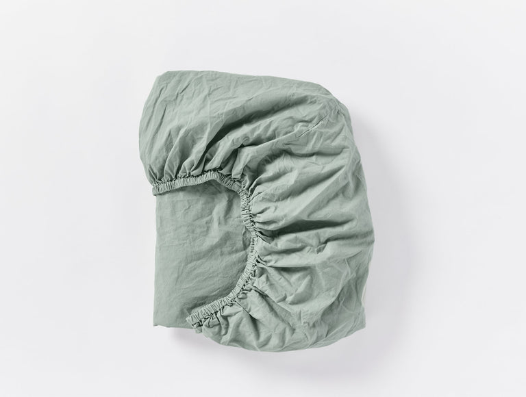 ORGANIC CRINKLED PERCALEâ„¢ FITTED SHEET | BEDDING