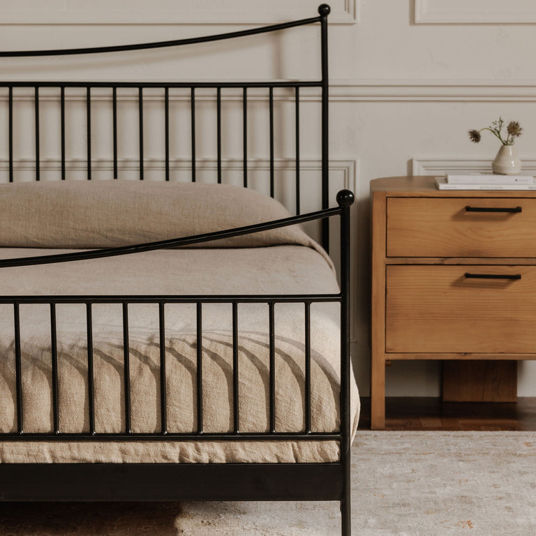 MONET KING BED BLACK