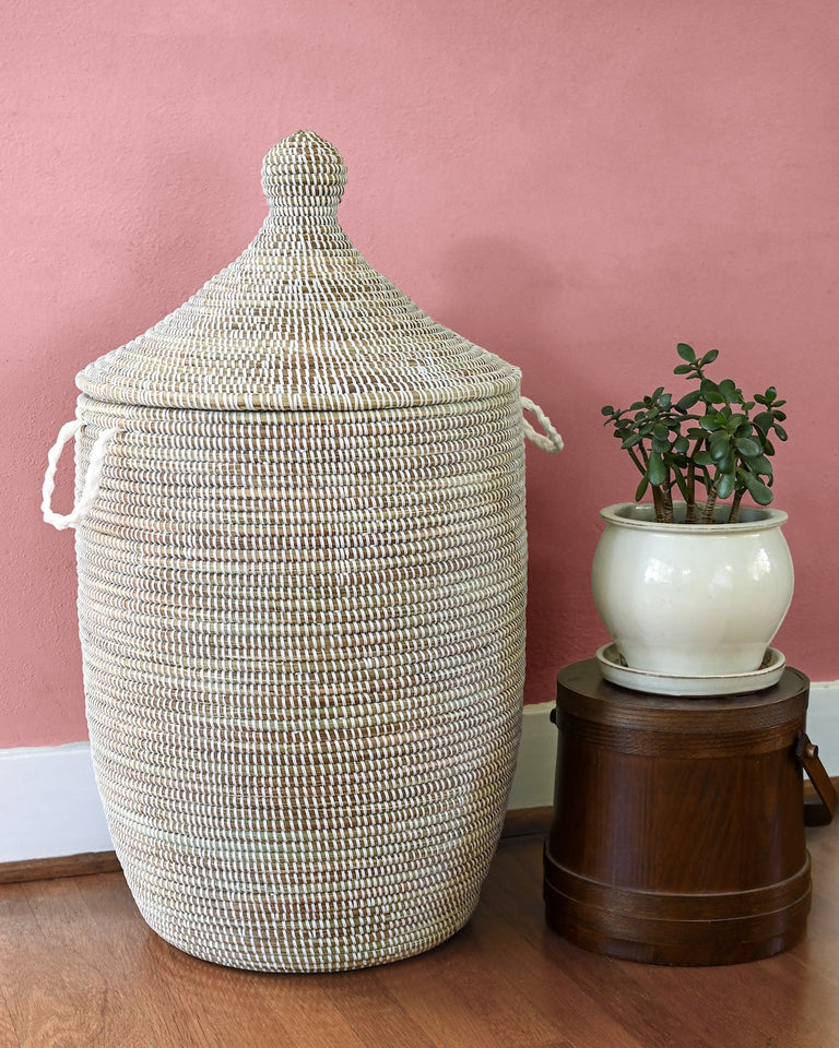 WHITE LAUREL BASKET (SENEGAL)