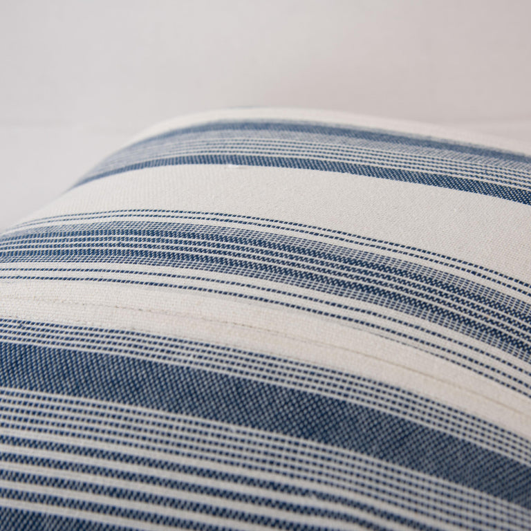 WHITE STRIPE COASTAL PILLOW