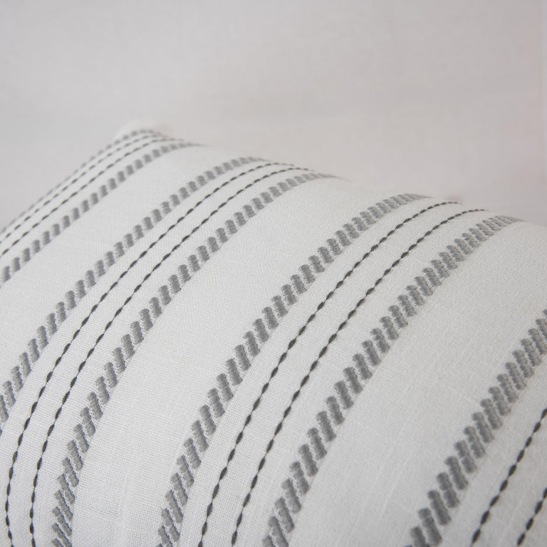 KAMPER WHITE STRIPE MODERN CRAFT THROW PILLOW