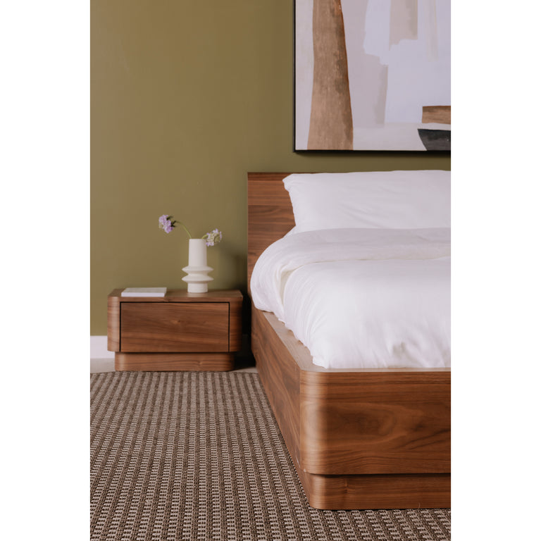 ROUND OFF KING BED LIGHT OAK BROWN