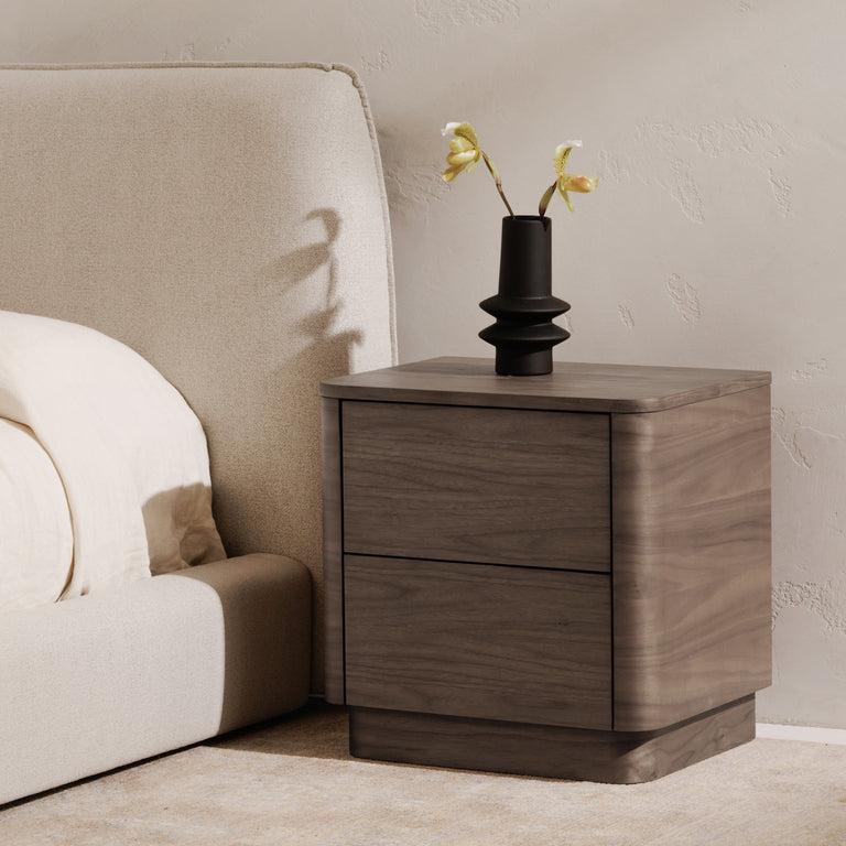 ROUND OFF SMALL NIGHTSTAND LIGHT OAK BROWN