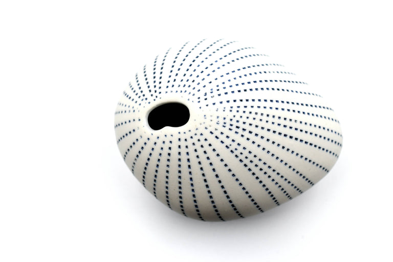 PORCELAIN PEBBLE BUD VASE  •  L