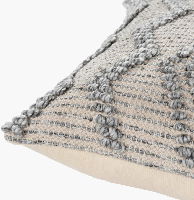 ANDERS TREDJE | PILLOWS