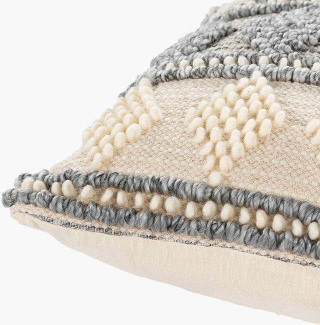 ANDERS SJATTE | PILLOWS
