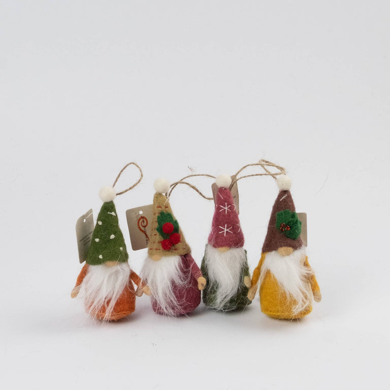 FELT GNOMES ORNAMENT | HOLIDAY
