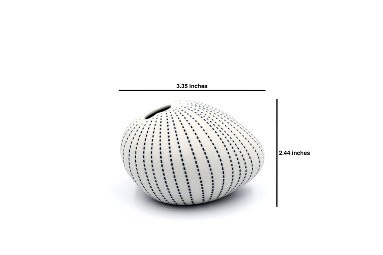 PORCELAIN PEBBLE BUD VASE  •  L