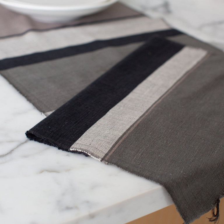 DALOL HANDWOVEN ETHIOPIAN COTTON TABLE RUNNER | ENTERTAINING