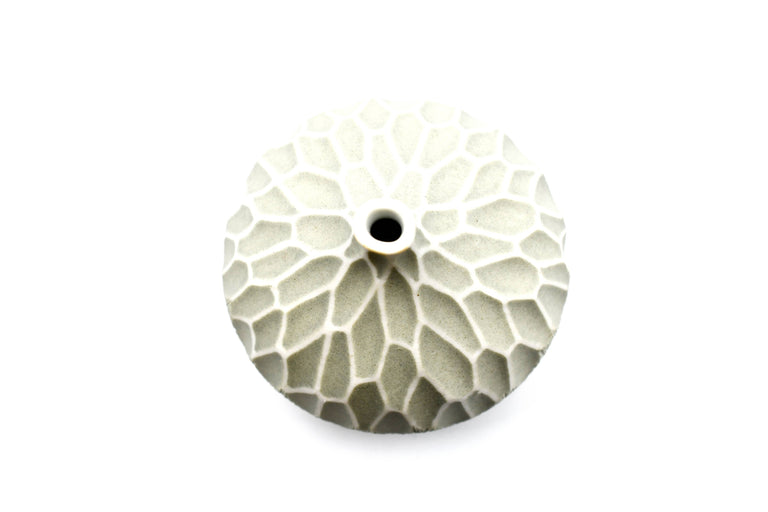 PORCELAIN CONGO BUD VASE  •  S